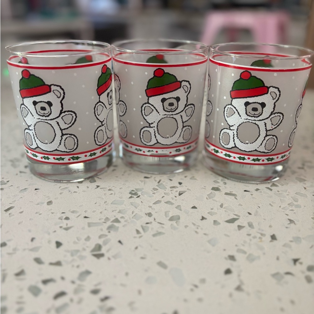 Festive Bear Glasses Set
